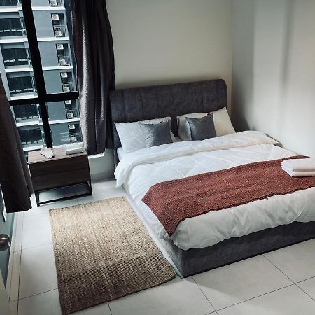 Maxim 2 Bedrooms Mrt Station Cheras Kuala Lumpur Homestay エクステリア 写真