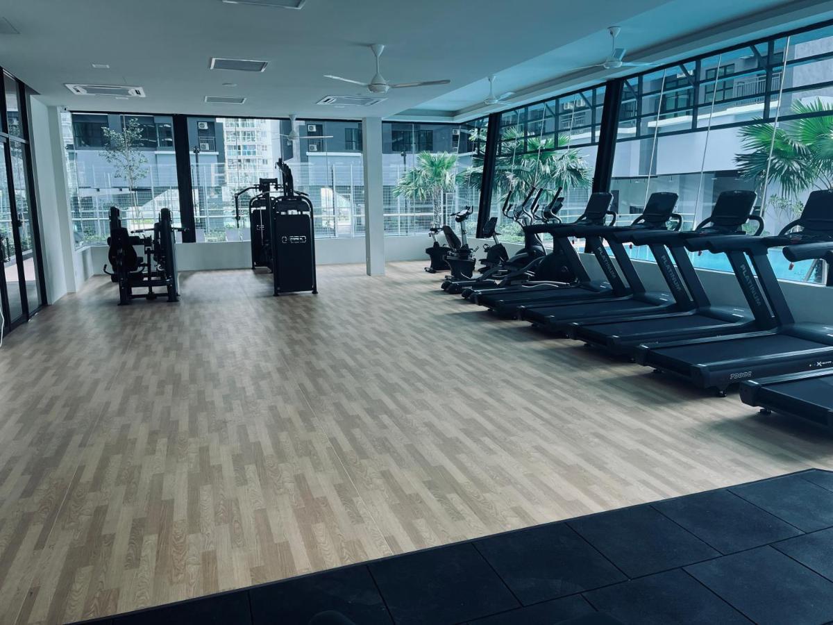 Maxim 2 Bedrooms Mrt Station Cheras Kuala Lumpur Homestay エクステリア 写真