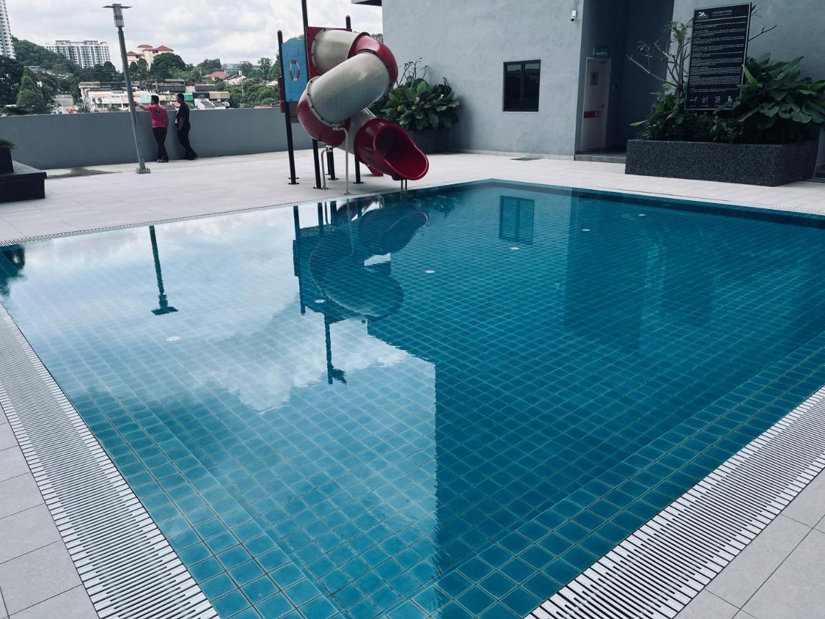 Maxim 2 Bedrooms Mrt Station Cheras Kuala Lumpur Homestay エクステリア 写真