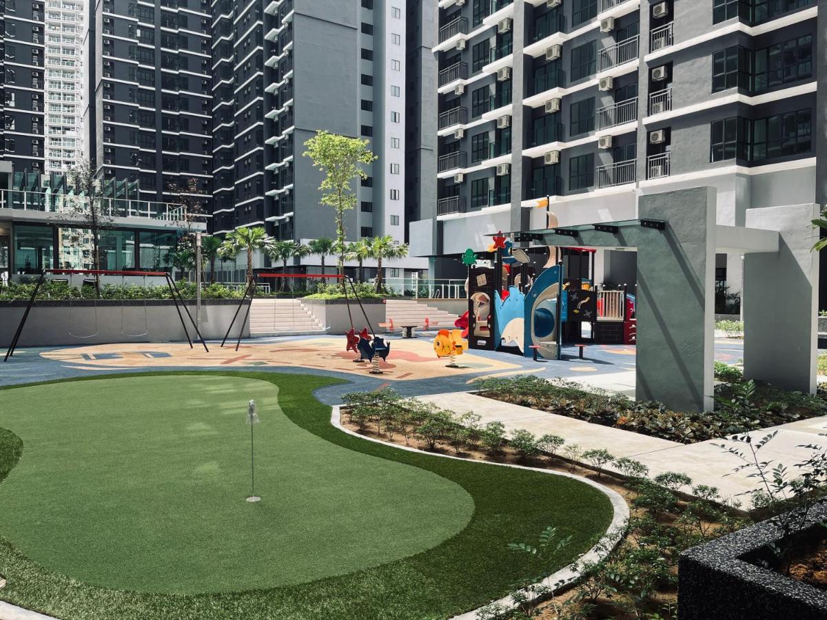 Maxim 2 Bedrooms Mrt Station Cheras Kuala Lumpur Homestay エクステリア 写真